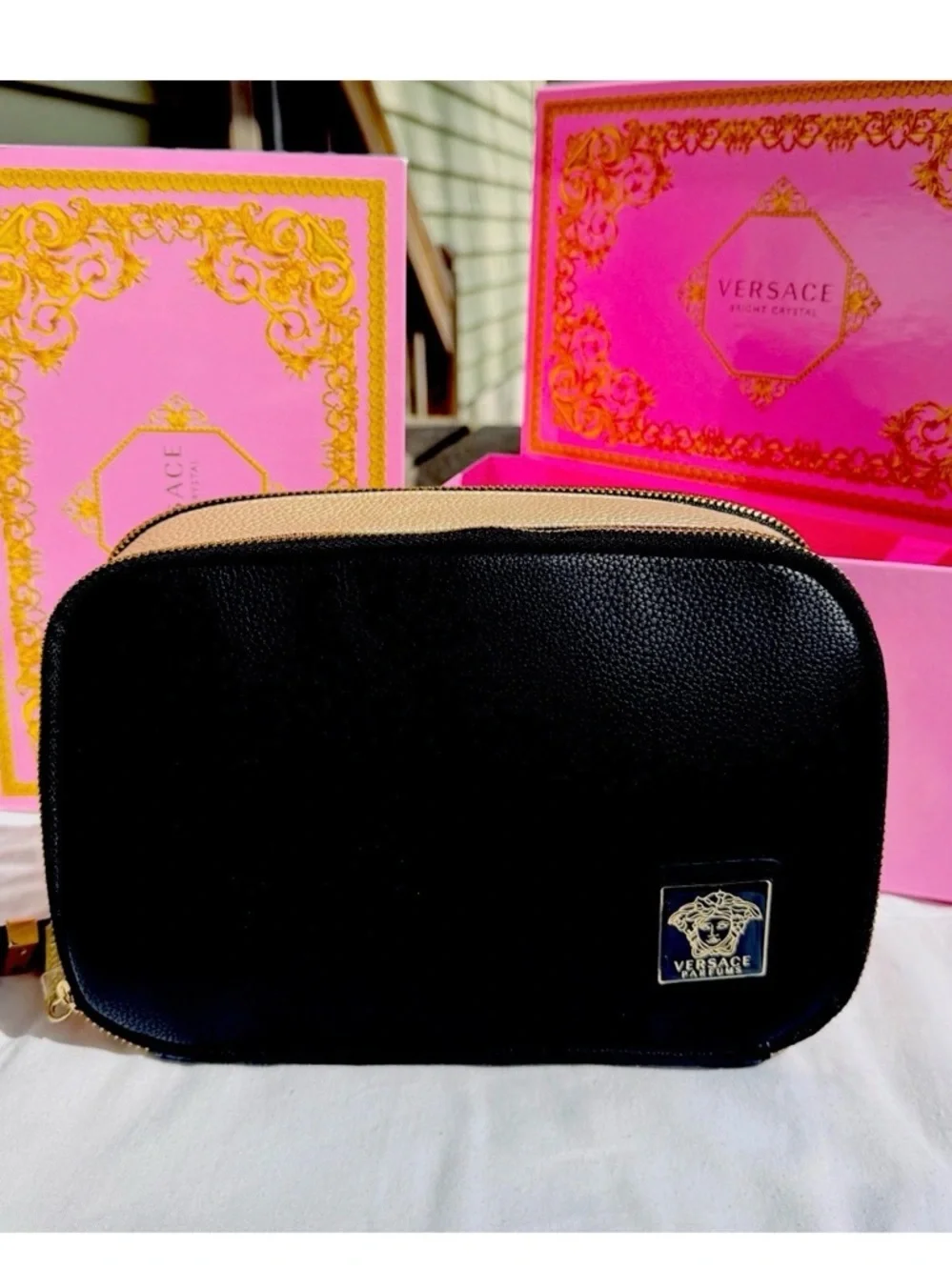 New Versace Parfums Black Gold Medusa Cosmetic Bag Wristlet Travel Case with Box